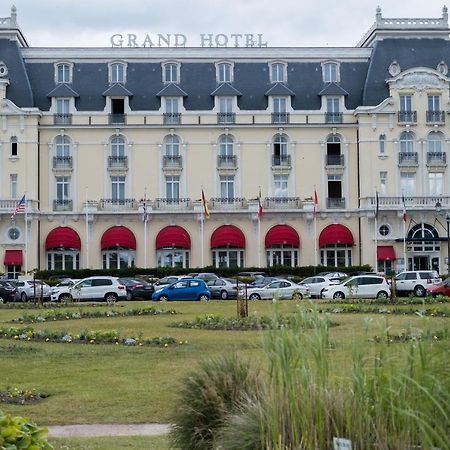 Cabourg Cosy Chic Cabourg Hyper-Centre 4 Pers, 2 Bedrooms , 2 Sdb, Terrasse, Wifi エクステリア 写真