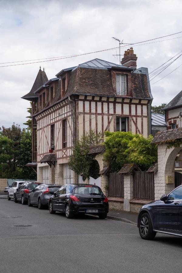 Cabourg Cosy Chic Cabourg Hyper-Centre 4 Pers, 2 Bedrooms , 2 Sdb, Terrasse, Wifi エクステリア 写真
